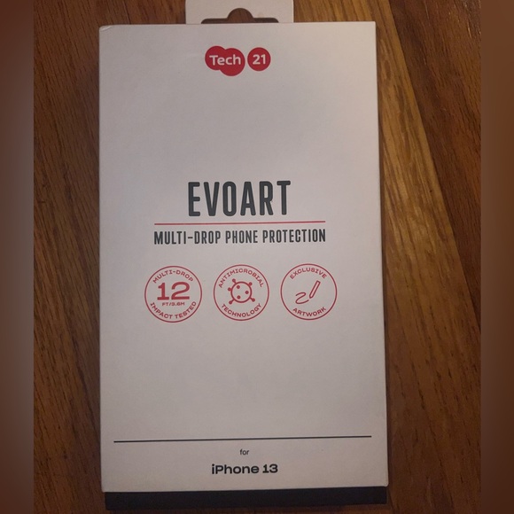 Tech 21 iPhone 13 case - Picture 2 of 4